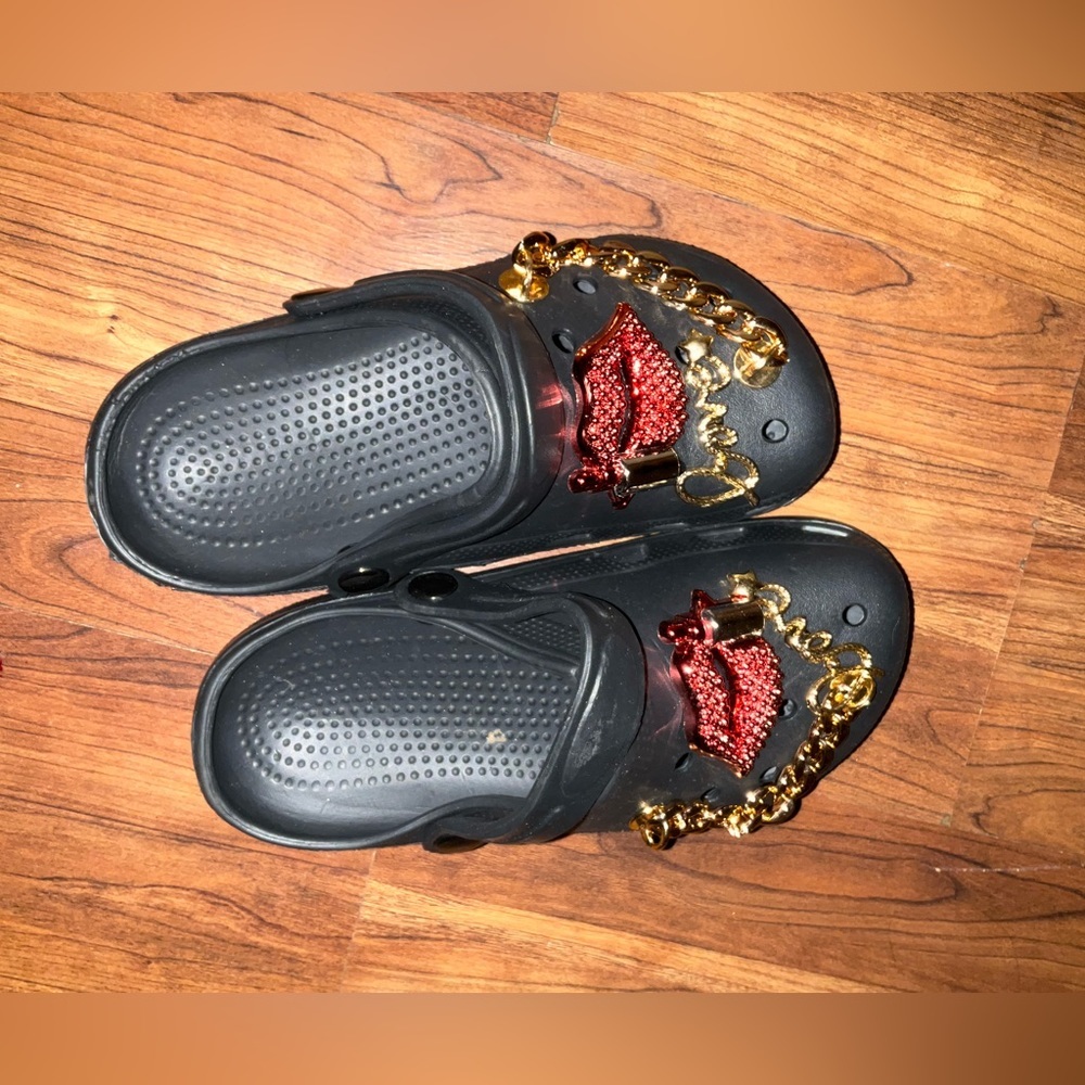 Black shoes